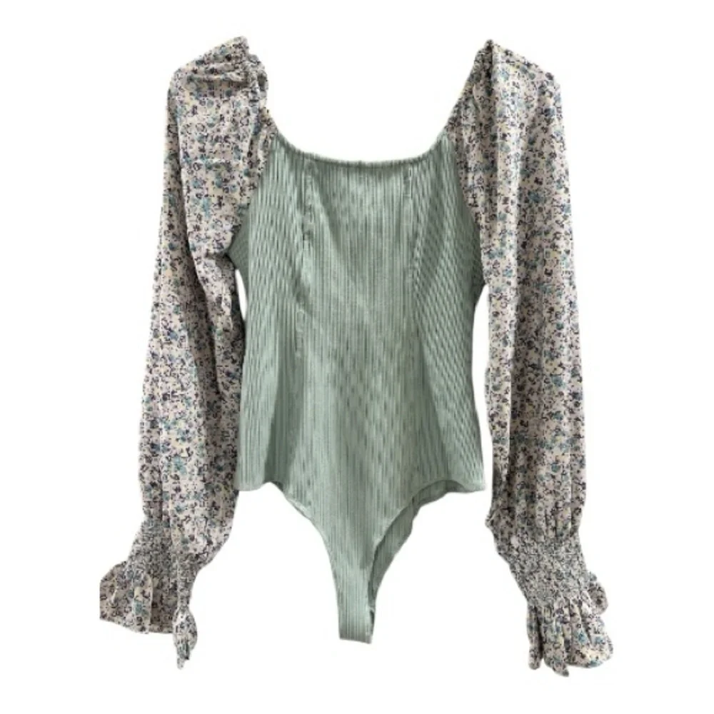 Heyson Ribbed Floral Sleeve Bodysuit Size S - Picture 4 of 5